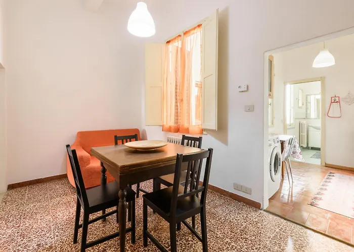 Lorena By Mmega Apartment